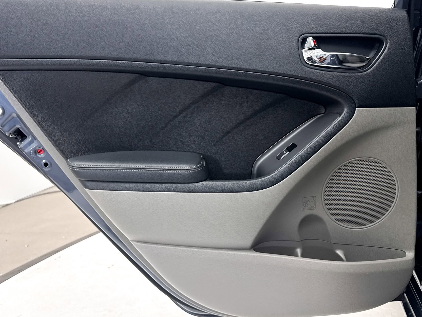 Used 2014 Kia Forte EX image 28