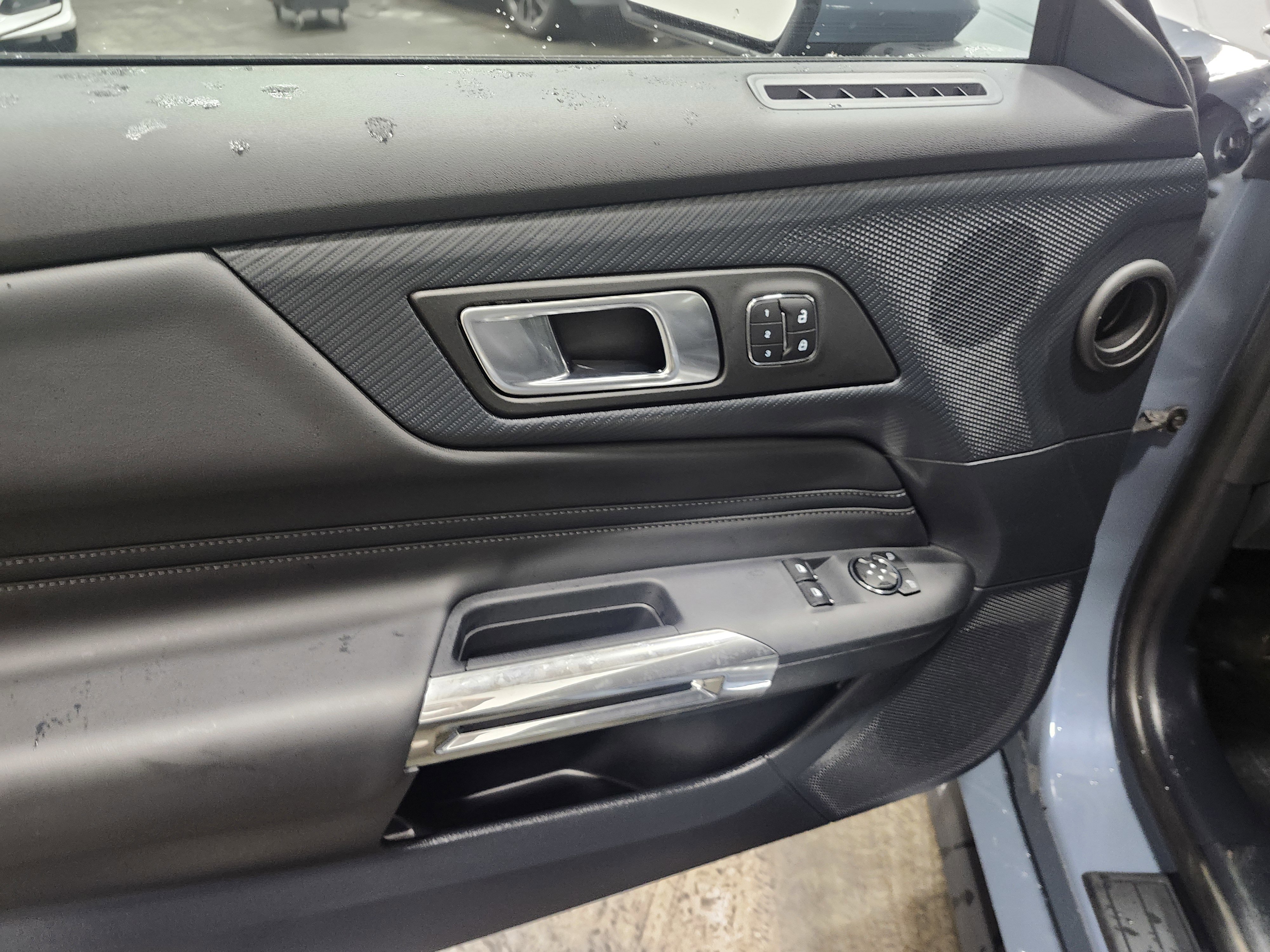 Used 2024 Ford Mustang GT Premium image 17