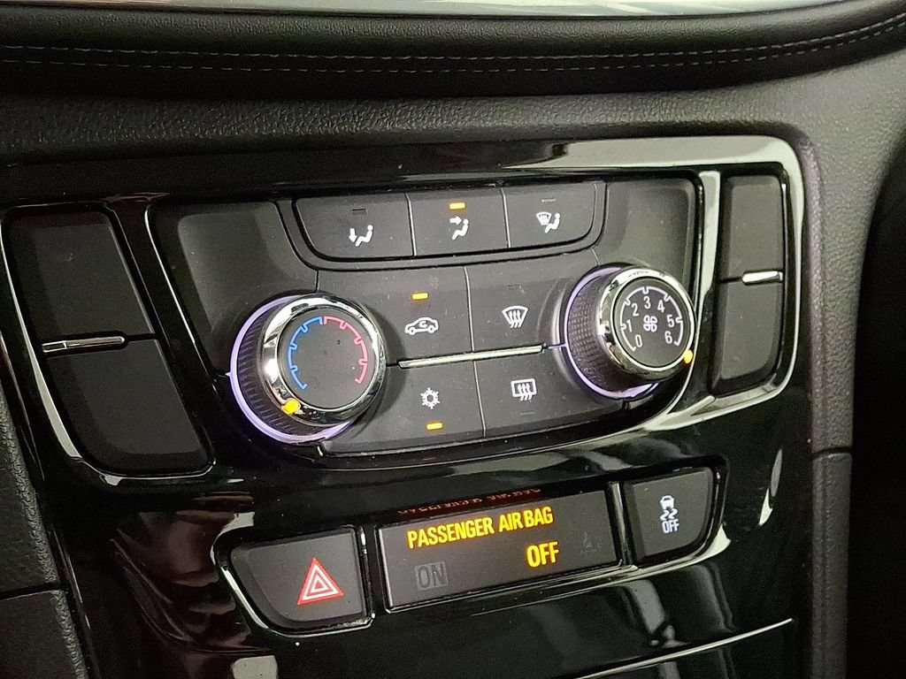 Used 2018 Buick Encore Preferred FWD image 17