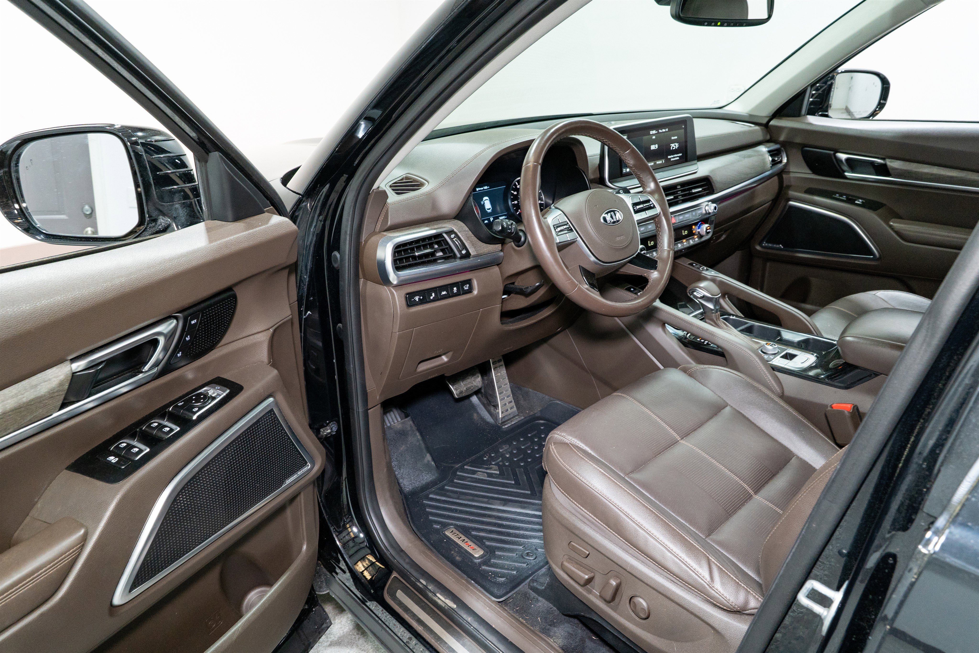 Used 2021 Kia Telluride SX image 12