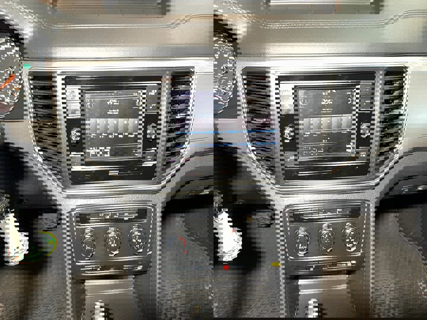 Used 2018 Volkswagen Atlas S image 23