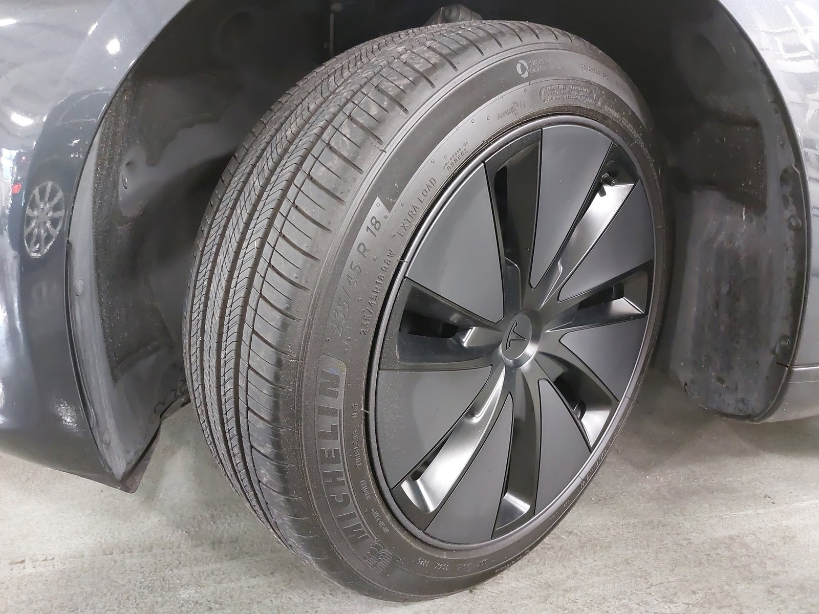 Used 2025 Tesla Model 3 Long Range RWD image 35