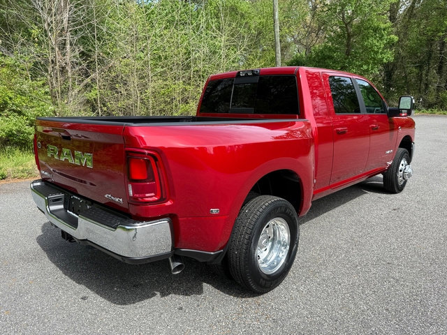 New 2026 RAM 3500 Laramie AWD/4WD image 7