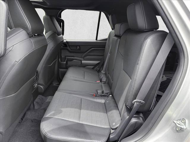 Certified 2025 Toyota 4Runner TRD Off-Road Premium AWD/4WD image 17