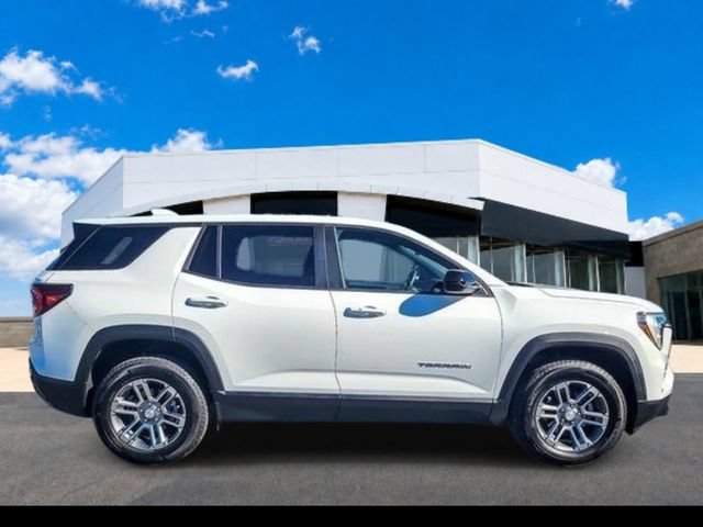 Certified 2026 GMC Terrain Elevation AWD/4WD image 10