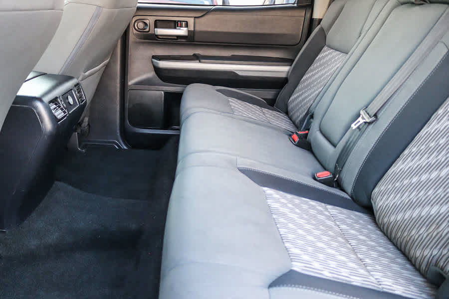 Used 2018 Toyota Tundra SR5 w/ SR5 Upgrade Package RWD image 18