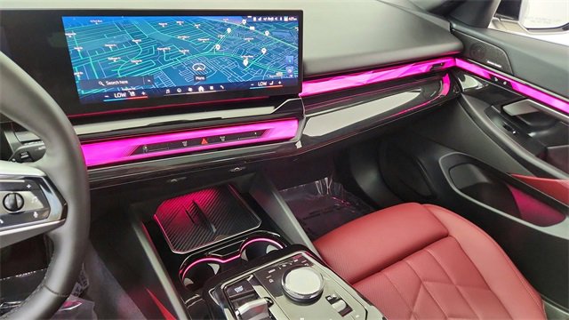 Used 2024 BMW i5 eDrive40i w/ Premium Package image 44