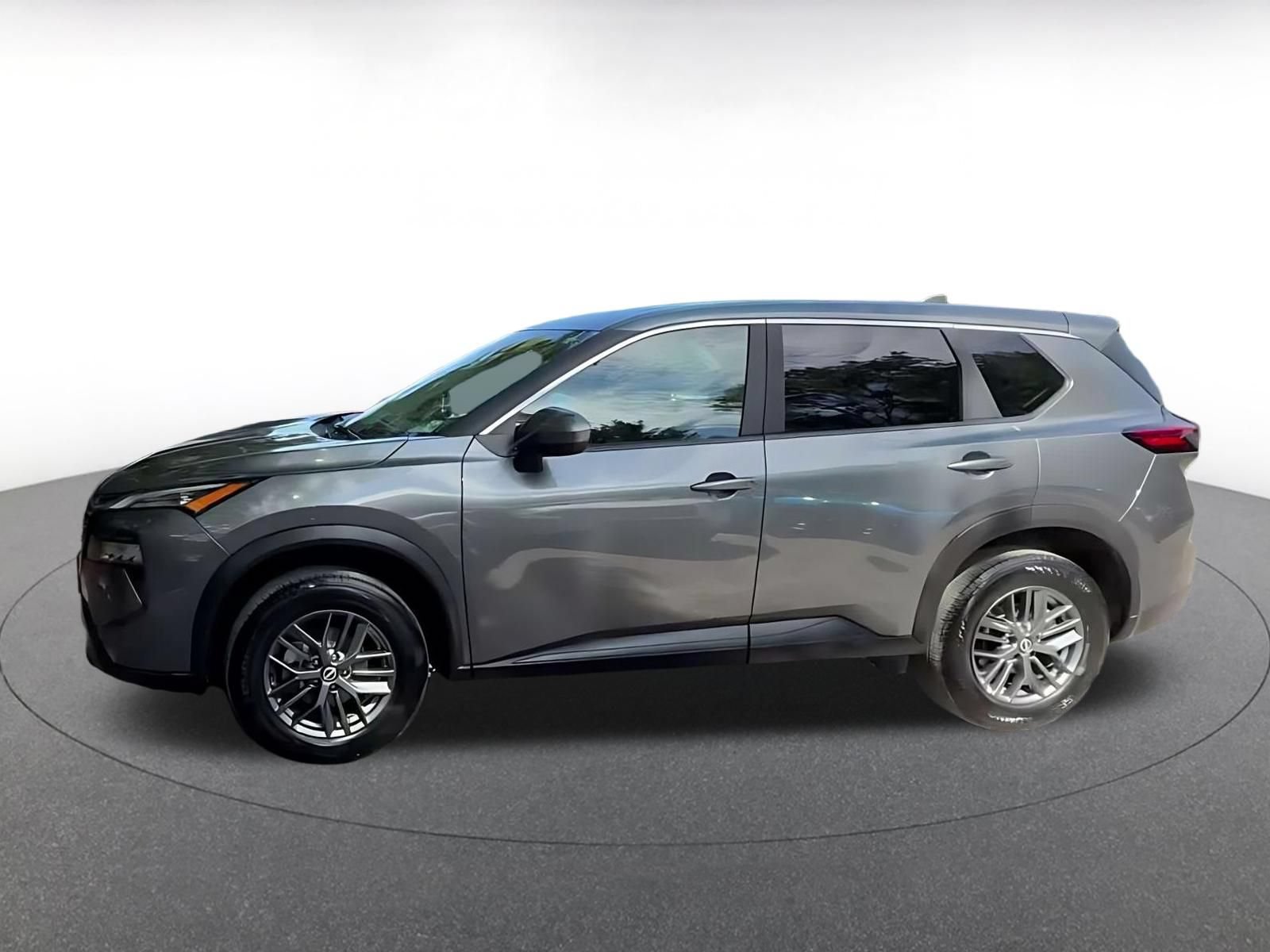 Used 2026 Nissan Rogue SV AWD/4WD image 8