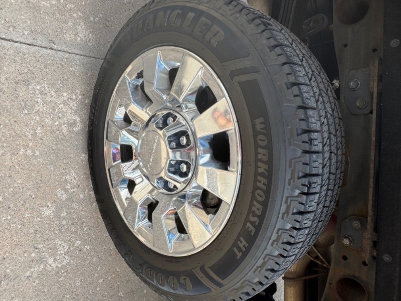 Used 2016 GMC Sierra 2500 Denali w/ Duramax Plus Package image 26