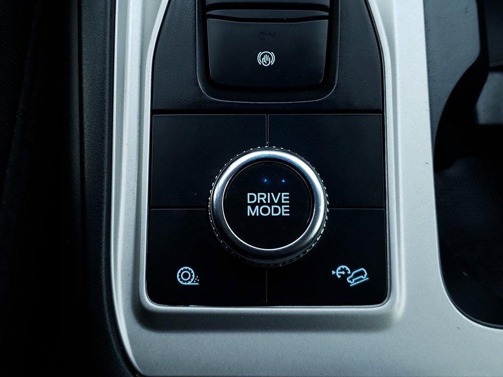 Used 2023 Ford Explorer XLT image 24