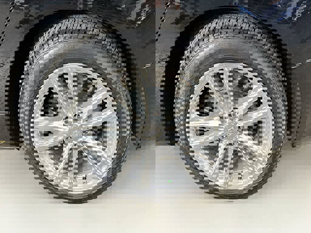 Used 2020 Cadillac CT4 Luxury w/ Cold Weather Package image 8