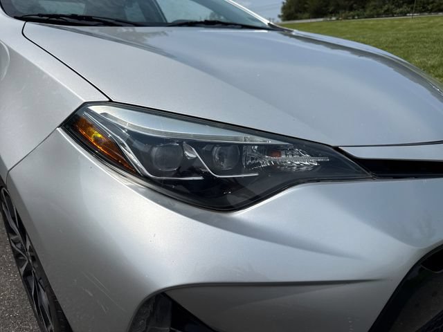 Used 2018 Toyota Corolla XSE FWD image 12