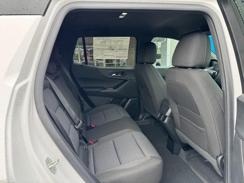 New 2027 Chevrolet Equinox LT FWD image 5