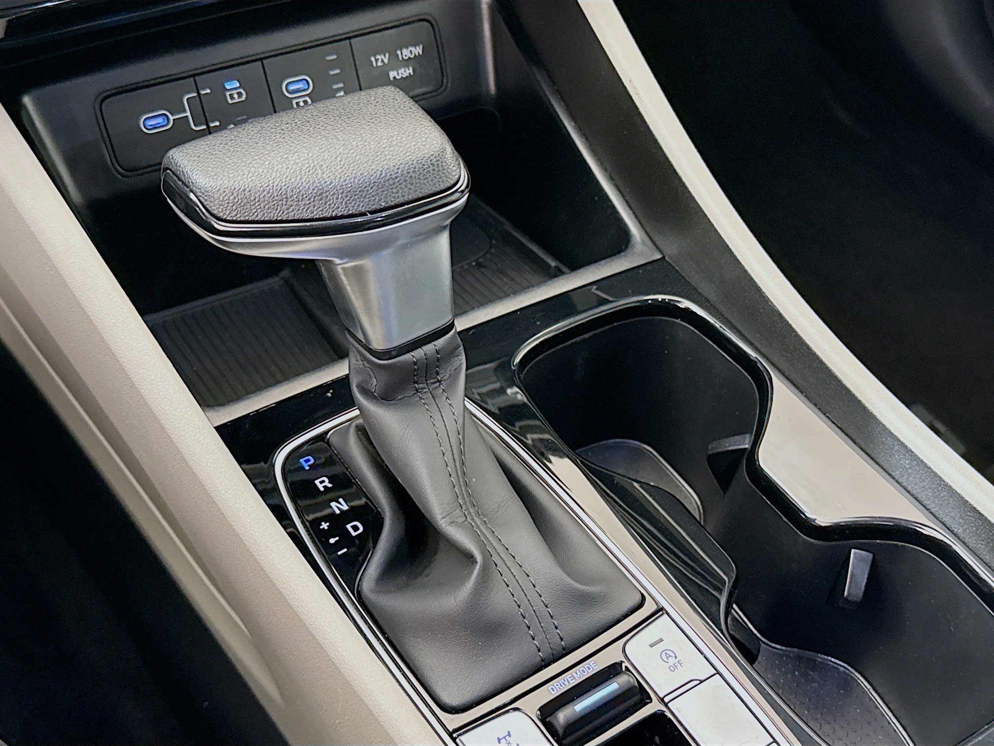 Used 2025 Hyundai Tucson SEL image 17