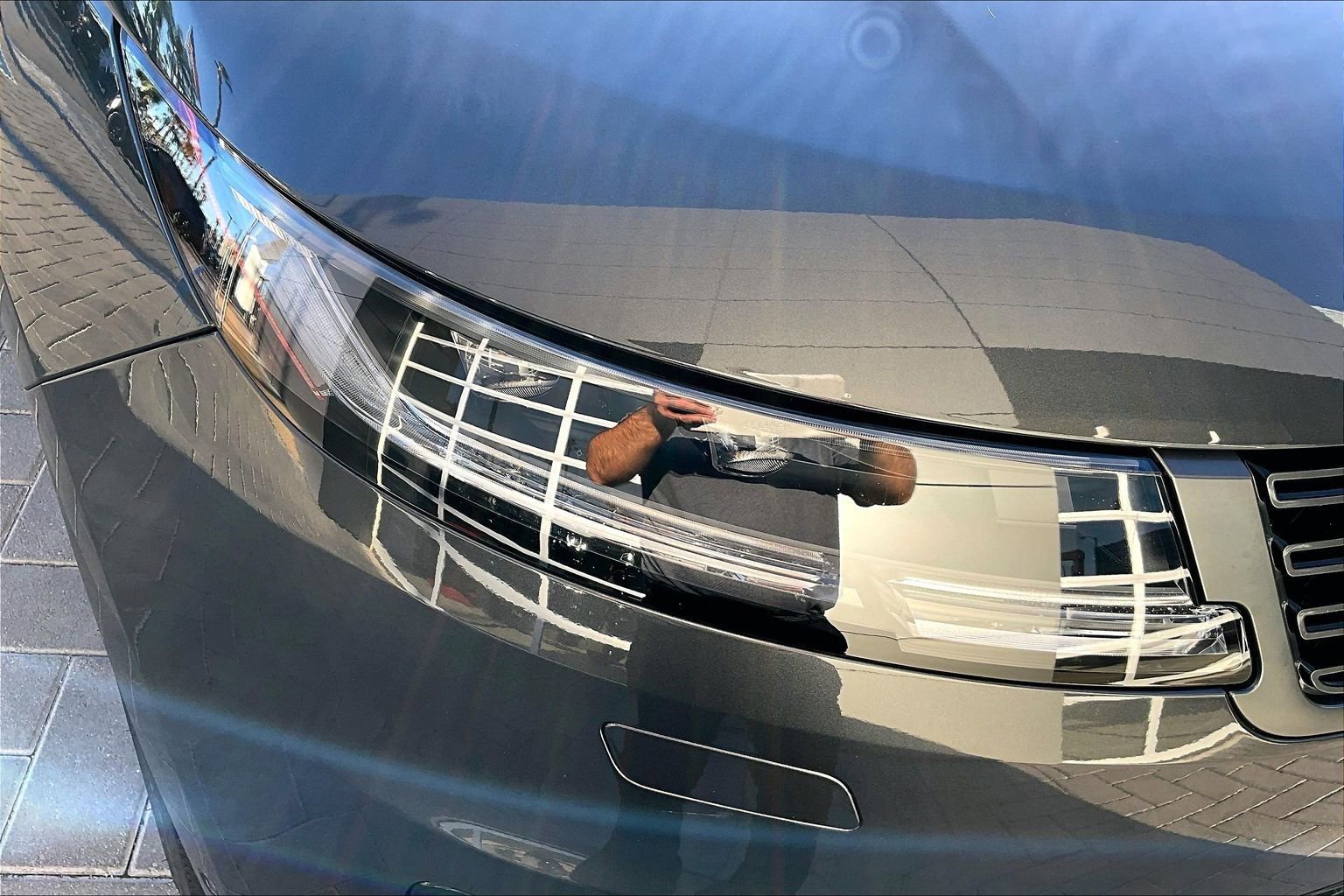 Used 2025 Land Rover Range Rover Sport Dynamic SE image 28