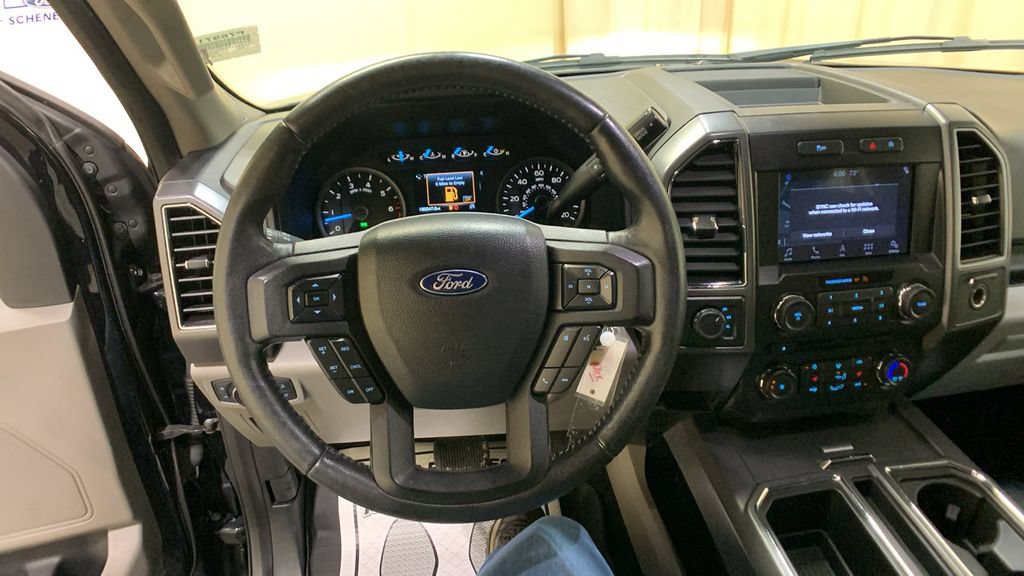 Used 2018 Ford F150 XLT w/ Equipment Group 302A Luxury AWD/4WD image 32