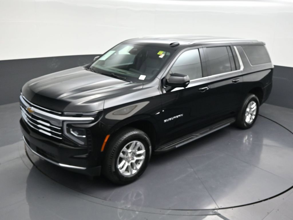 Used 2025 Chevrolet Suburban LT image 20