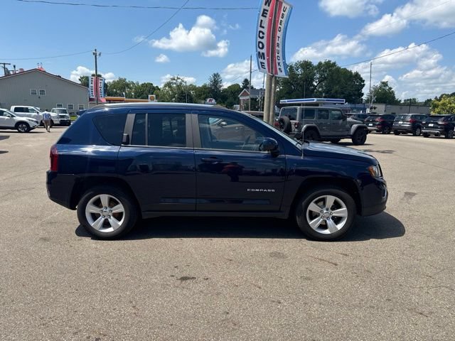 Used 2015 Jeep Compass High Altitude FWD image 2