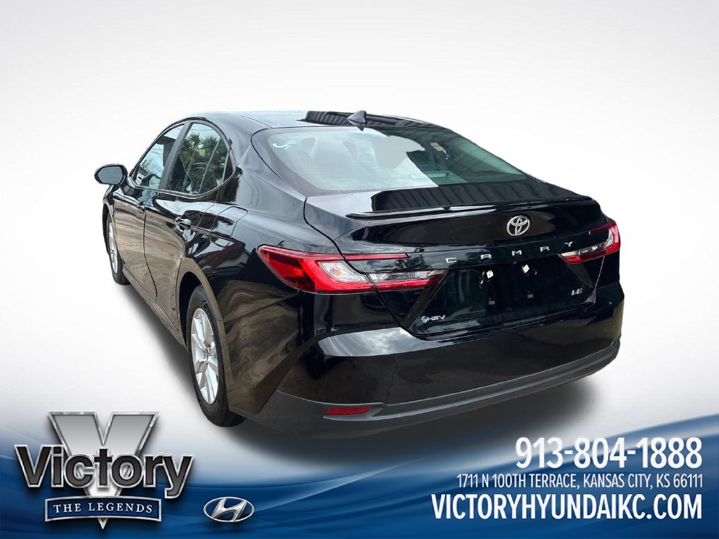 Used 2025 Toyota Camry LE w/ Convenience Package FWD image 6