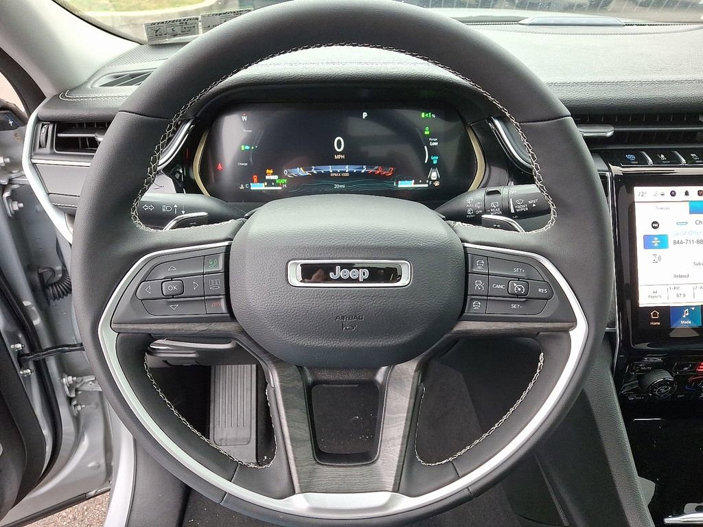New 2024 Jeep Grand Cherokee Limited 4xe w/ Luxury Tech Group II AWD/4WD image 16