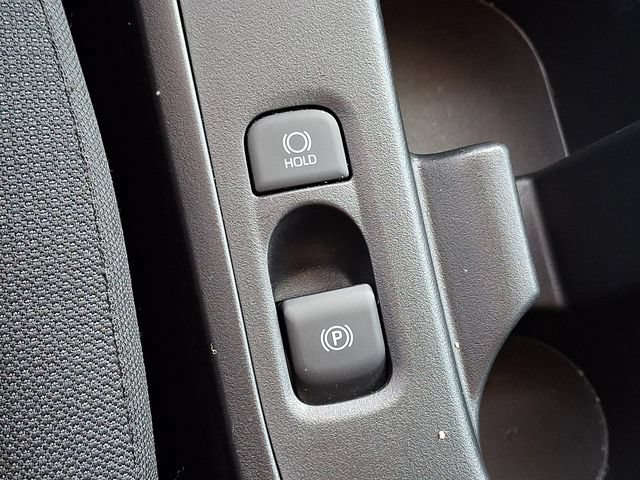 Certified 2025 Toyota Corolla LE FWD image 22