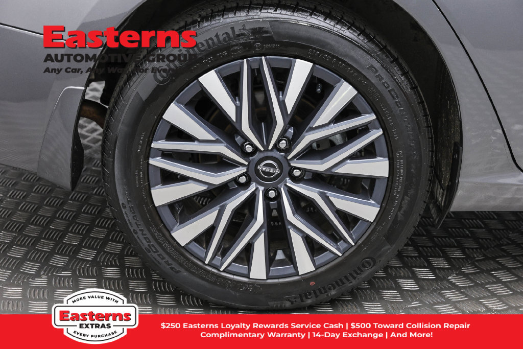 Used 2023 Nissan Altima 2.5 SV AWD/4WD image 31
