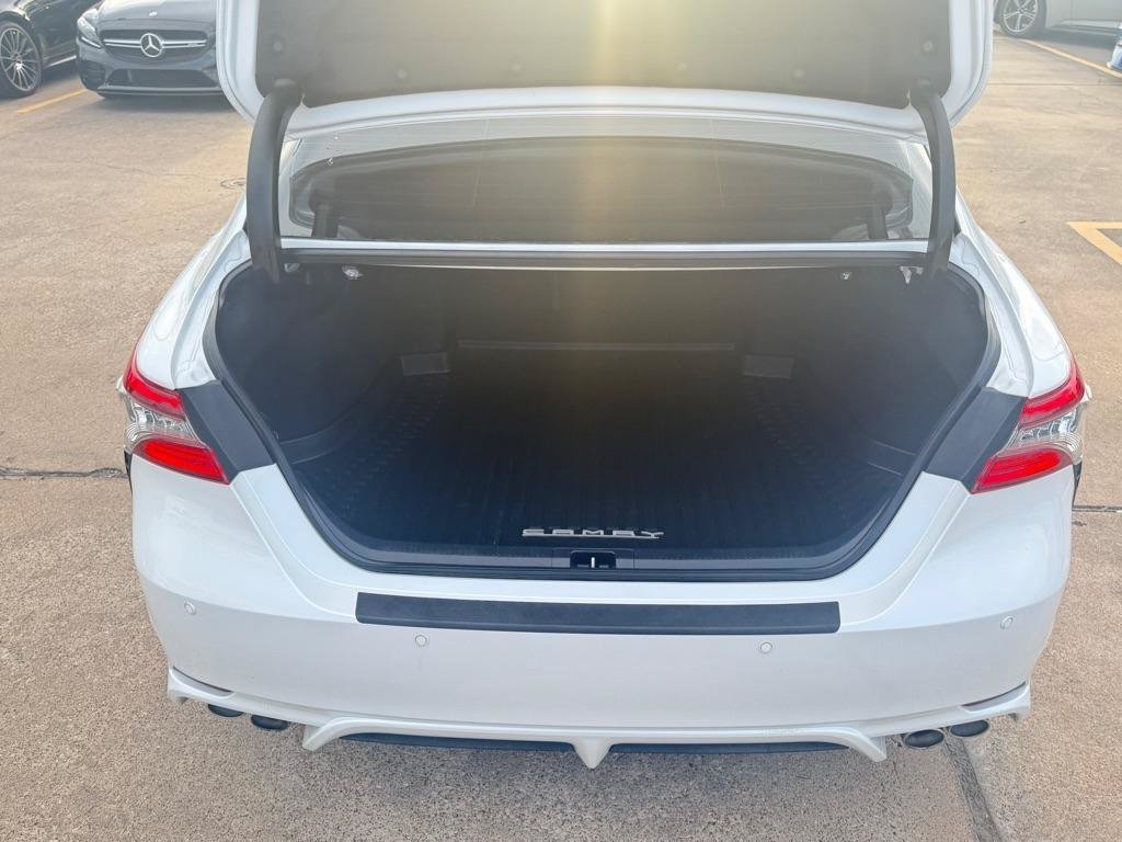 Used 2021 Toyota Camry XSE w/ Navigation Package FWD image 10