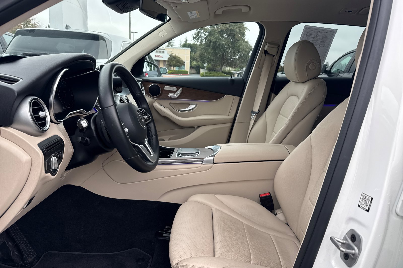 Used 2022 Mercedes-Benz GLC 300 4MATIC image 26