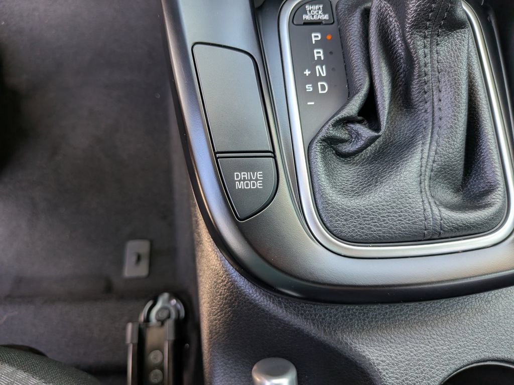 Certified 2025 Kia Soul LX w/ LX Technology Package FWD image 26