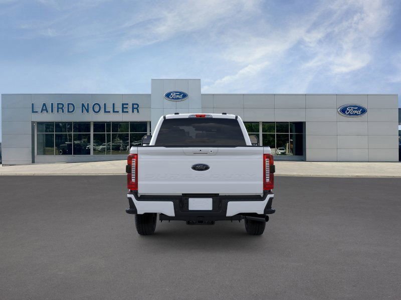 New 2026 Ford F250 Lariat w/ Black Appearance Package image 5