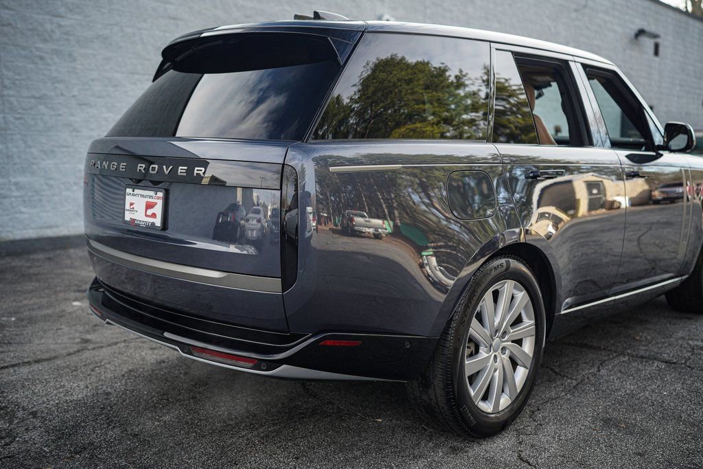 Used 2025 Land Rover Range Rover SE image 15