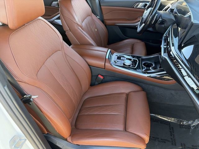 Used 2024 BMW X7 M60i w/ Executive Package image 11