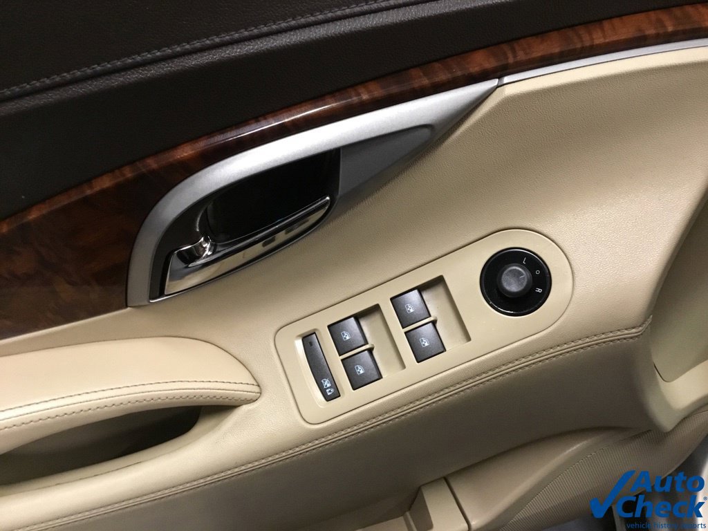 Used 2010 Buick LaCrosse CXL FWD image 21