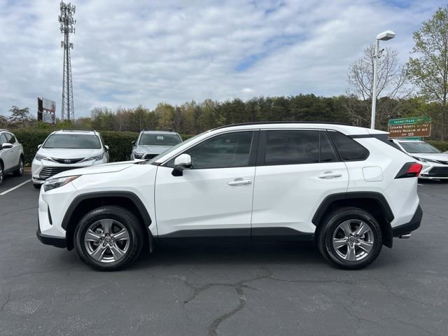 Used 2024 Toyota RAV4 XLE w/ Convenience Package image 10