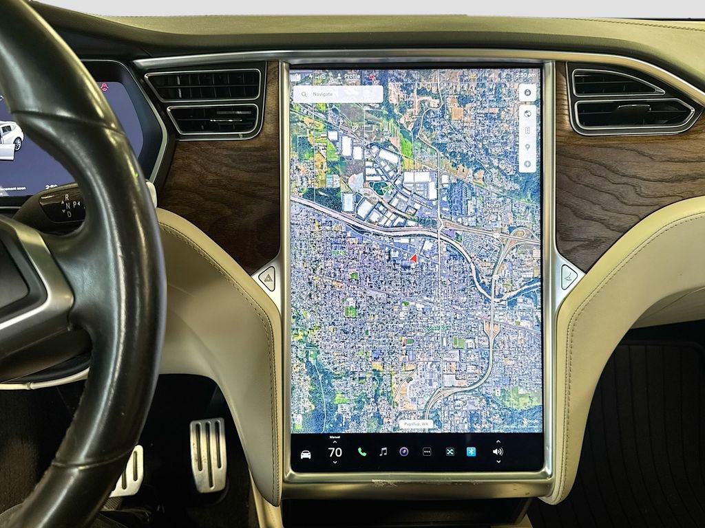 Used 2018 Tesla Model X P100D image 18