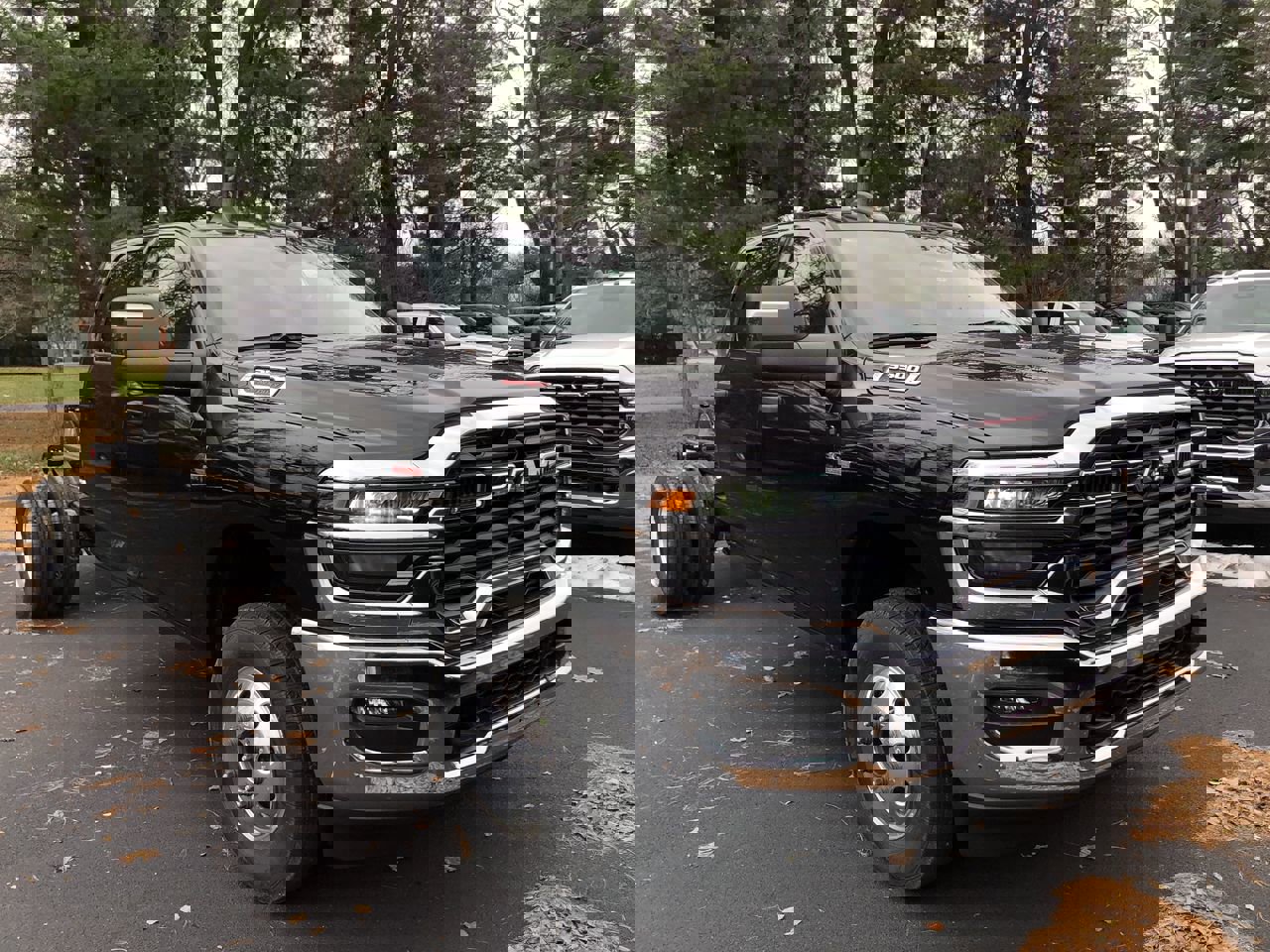 New 2026 RAM 3500 Tradesman w/ Chrome Appearance Group image 15