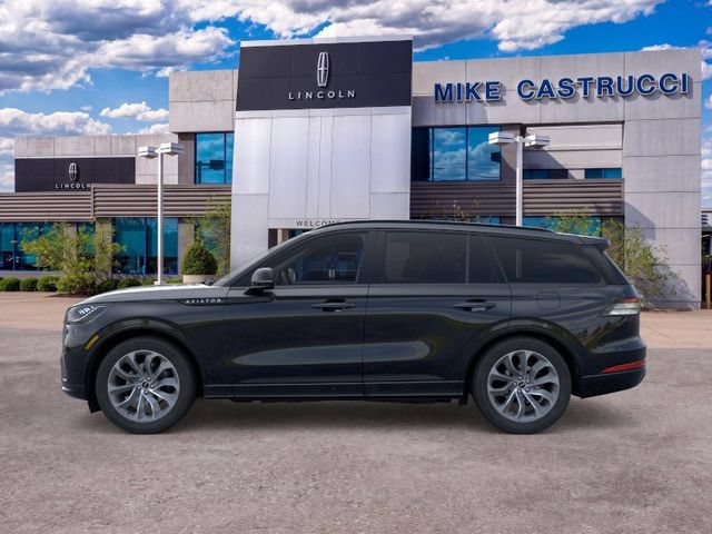 New 2026 Lincoln Aviator AWD image 3