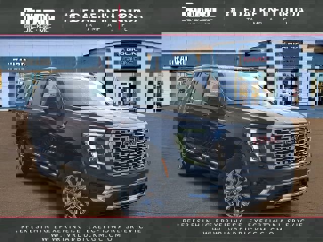 New 2026 GMC Yukon XL Denali w/ Sun & Power Step Package