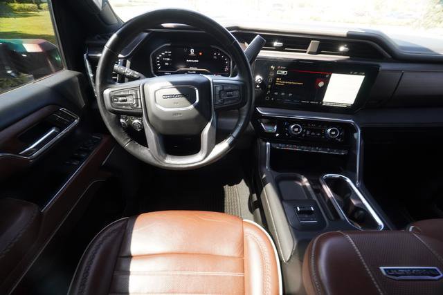 Used 2024 GMC Sierra 2500 Denali Ultimate image 16