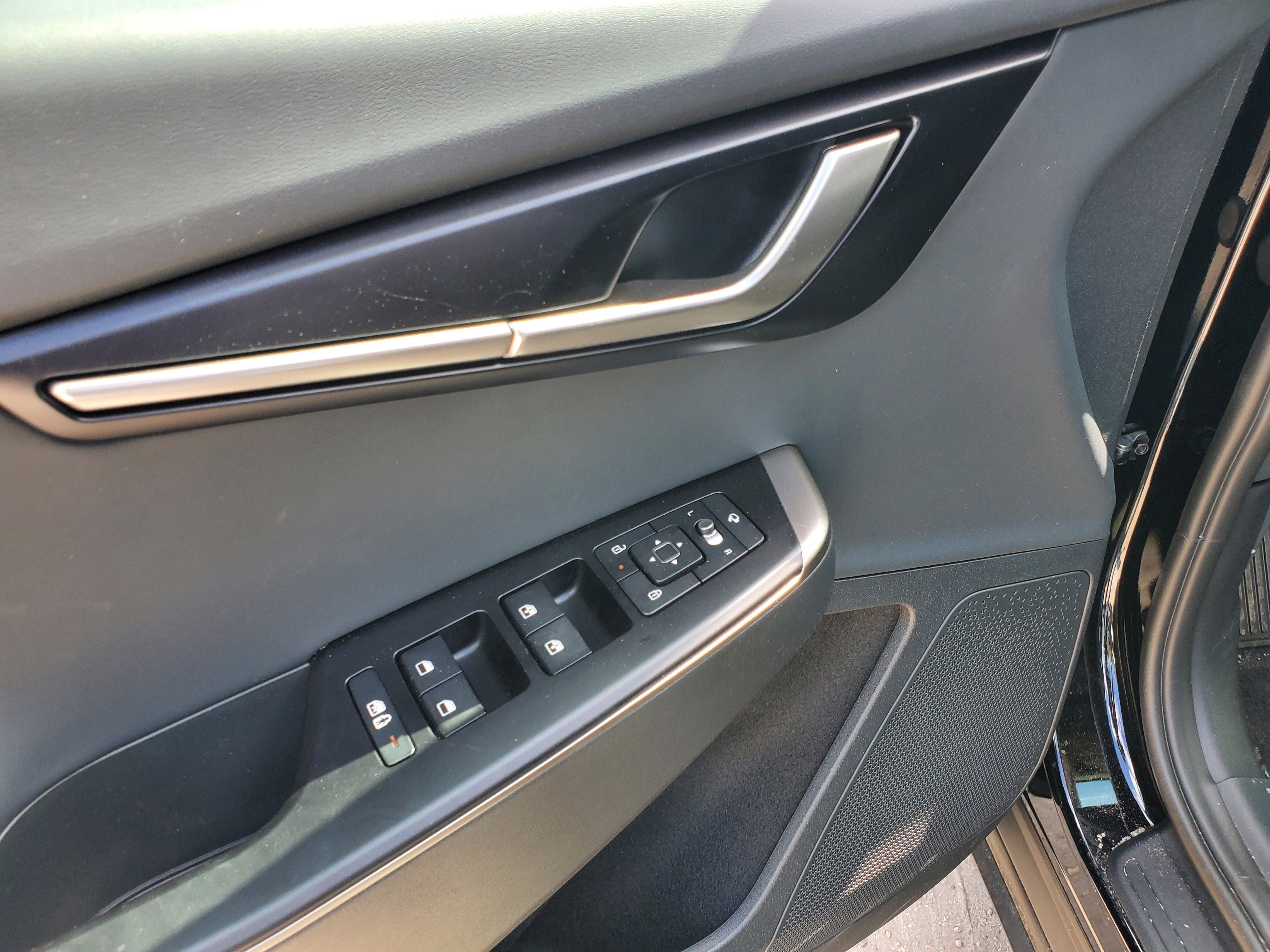 New 2025 Kia EV6 Wind image 15