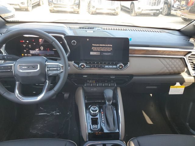 New 2026 GMC Canyon Denali AWD/4WD image 14