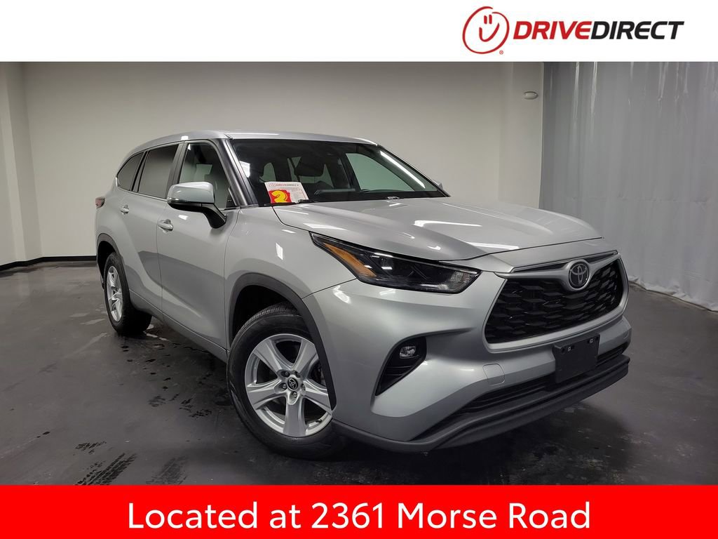 Used 2024 Toyota Highlander LE