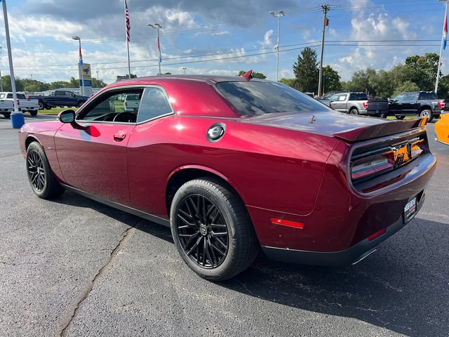 Used 2017 Dodge Challenger GT w/ Driver Convenience Group AWD/4WD image 5