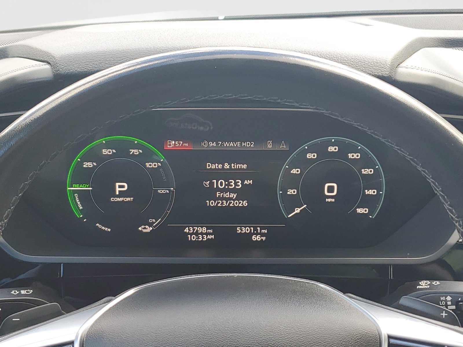 Used 2024 Audi Q8 e-tron Premium Plus AWD/4WD image 32