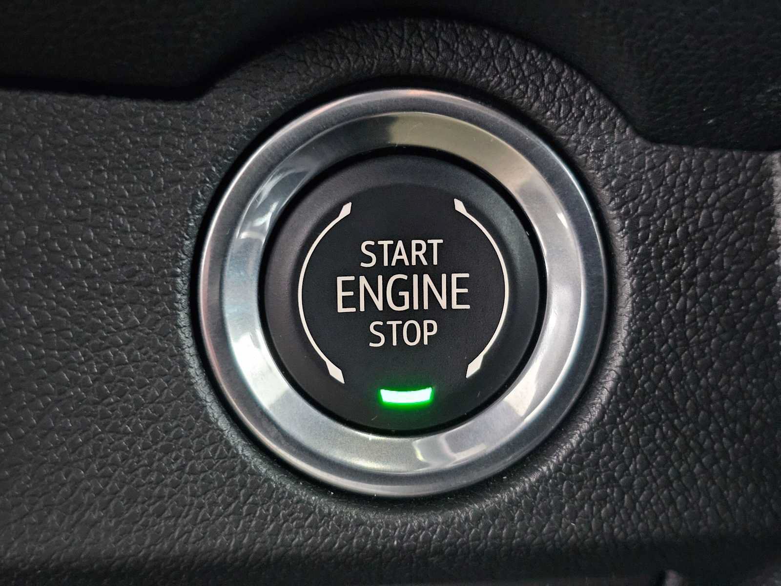Used 2026 Chevrolet Traverse LT w/ Enhanced Driving Package FWD image 31