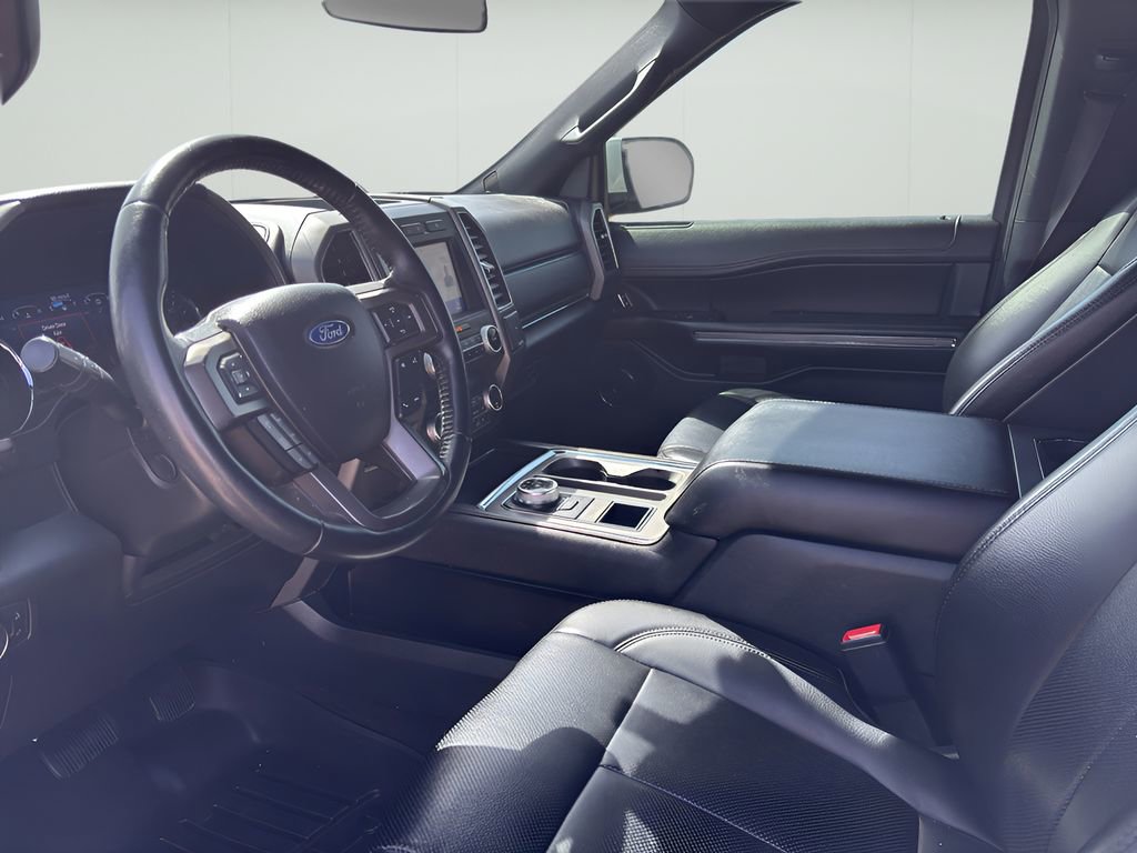Used 2020 Ford Expedition XLT w/ Equipment Group 202A image 20