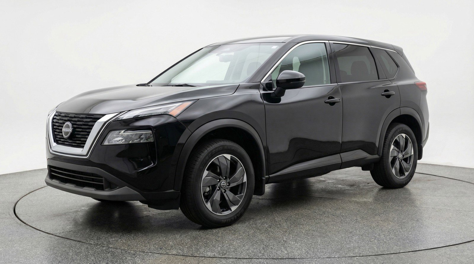 Used 2025 Nissan Rogue SV AWD/4WD image 3