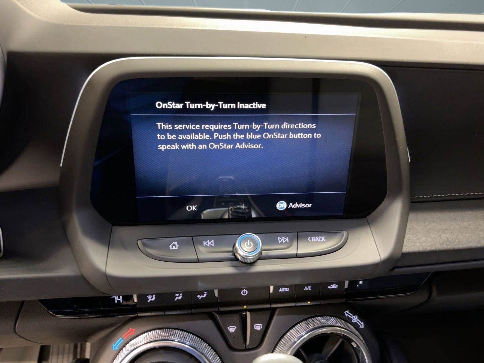 Used 2021 Chevrolet Camaro LT w/ Technology Package image 22