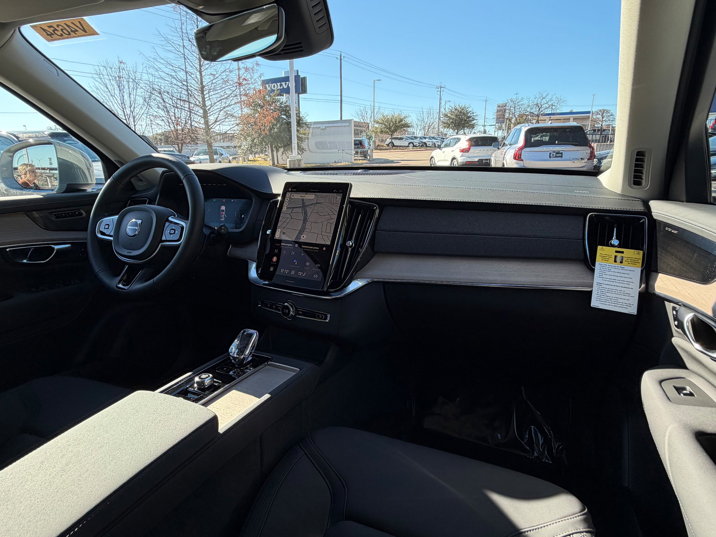 New 2026 Volvo XC90 B6 Plus w/ Protection Package Premier image 11