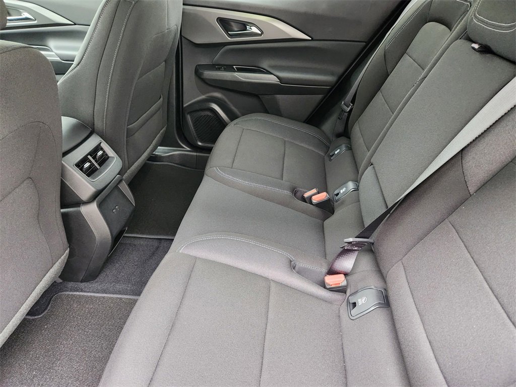 New 2026 Chevrolet Equinox EV LT image 18